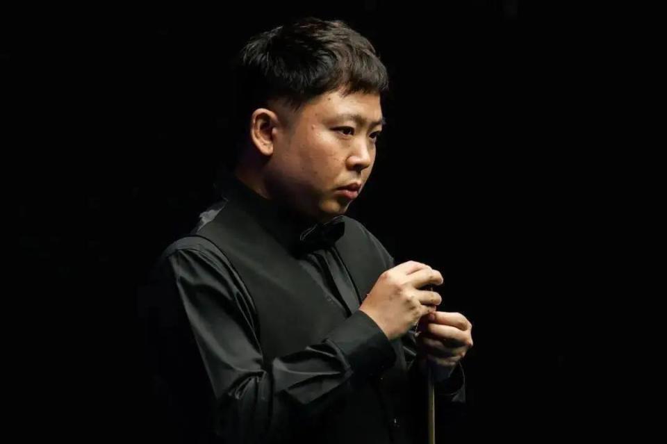 仍将担任替 仍将担任替