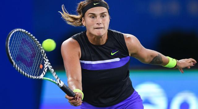 在球员与俱 在球员与俱