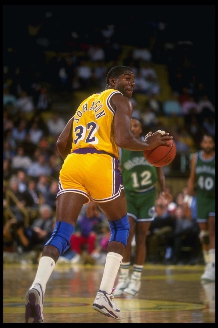 带案例的深 带案例的深